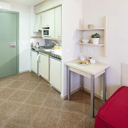 Apartment Residencia Universitaria Resa Manuel Agud Querol *