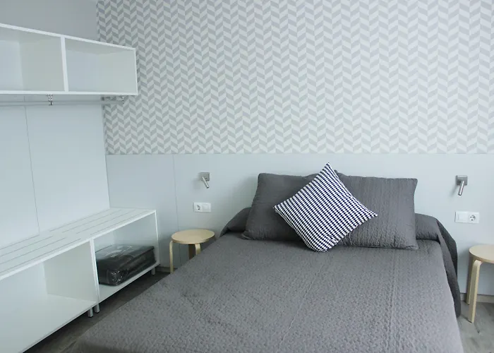 Residencia Universitaria Manuel Agud Querol *