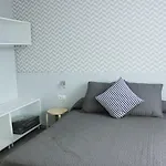Residencia Universitaria Resa Manuel Agud Querol *