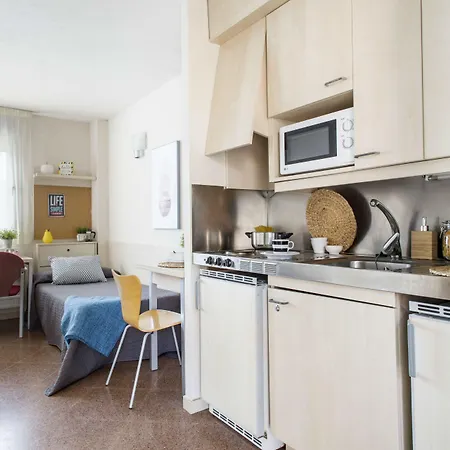 Apartment Residencia Universitaria Resa Manuel Agud Querol *