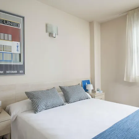 Residencia Universitaria Resa Manuel Agud Querol 아파트 산세바스티안