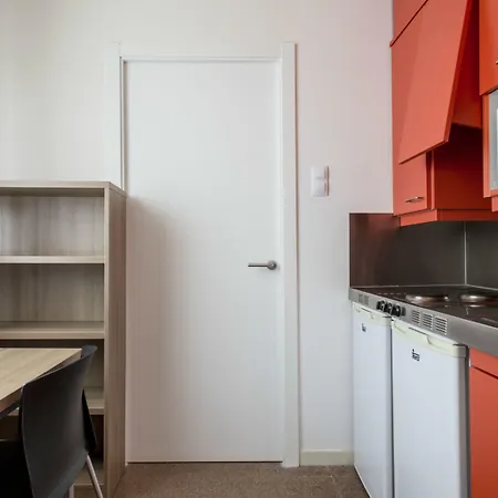 Residencia Universitaria Resa Manuel Agud Querol 아파트 산세바스티안