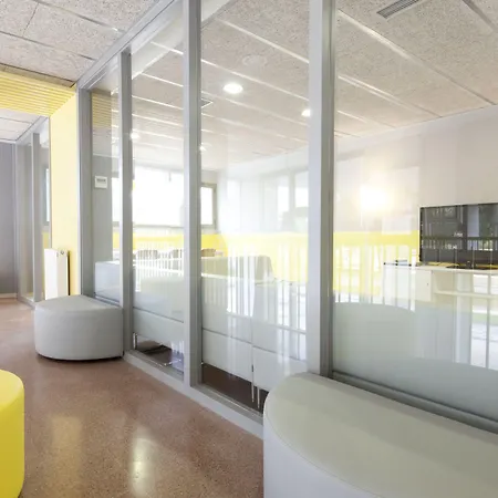 아파트 Residencia Universitaria Resa Manuel Agud Querol