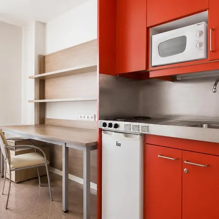 Residencia Universitaria Resa Manuel Agud Querol 아파트 산세바스티안
