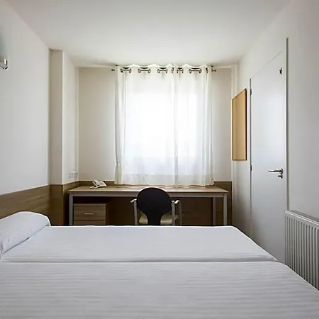 Residencia Universitaria Resa Manuel Agud Querol Appartamento San Sebastián