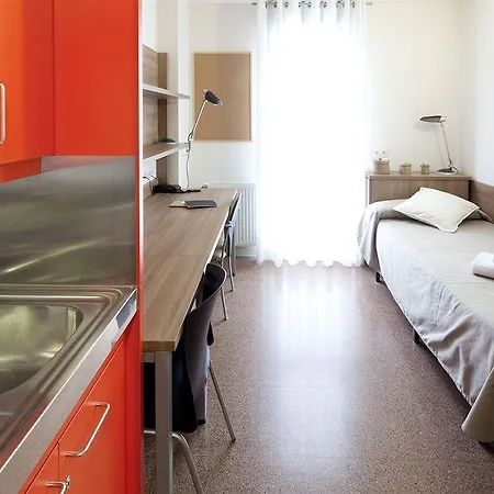 아파트 Residencia Universitaria Resa Manuel Agud Querol *