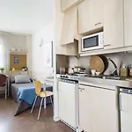 Apartment Residencia Universitaria Resa Manuel Agud Querol *