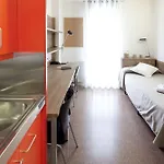 Apartment Residencia Universitaria Resa Manuel Agud Querol *
