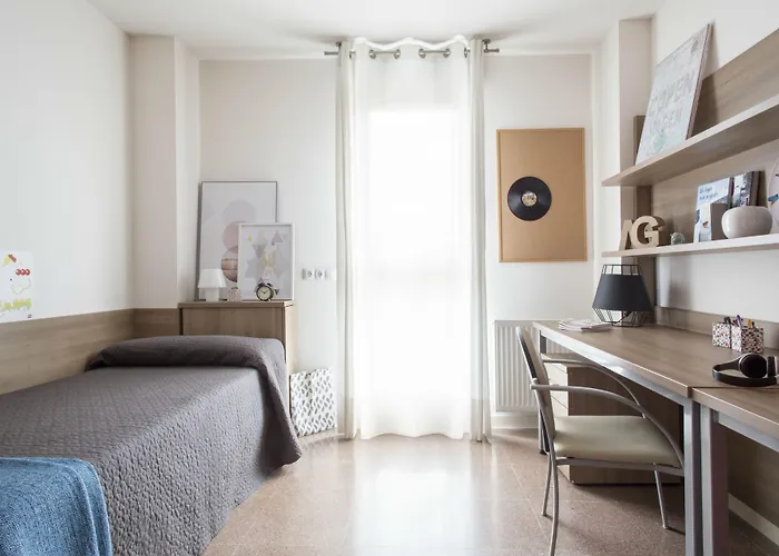 Residencia Universitaria Resa Manuel Agud Querol Apartament *