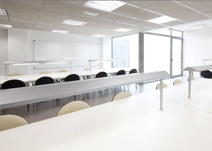 Residencia Universitaria Resa Manuel Agud Querol * San Sebastián